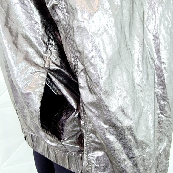 Lululemon Women's Titanium Silver Foil Get Stellar Windbreaker Jacket Size L - Picture 6 of 8